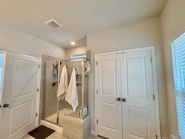 Building Photo - 67 Beacon Hl Rd