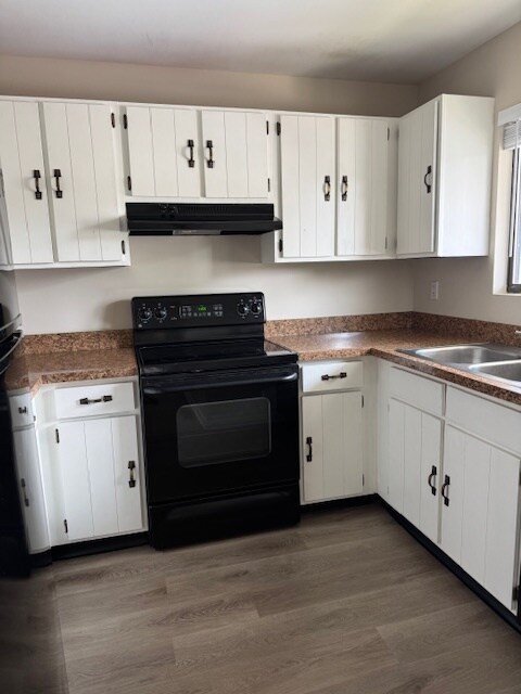 Building Photo - 529 Summer Winds Ln