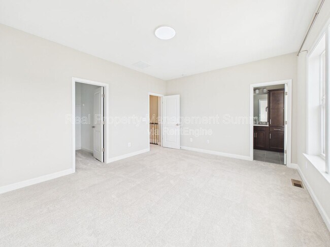 Building Photo - 3284 Charleston Blvd