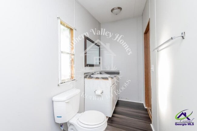 Building Photo - 349 Brighton Dr