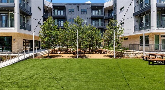 Building Photo - 5902 Westminster Dr