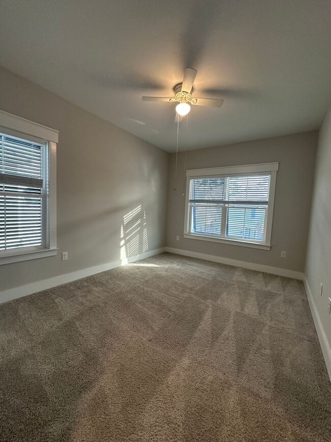 Building Photo - Gorgeous newer 2-Story, 4 bedroom Home in South Walton County