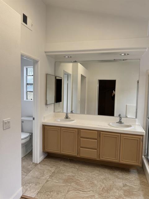 Building Photo - 3117 San Helena Dr