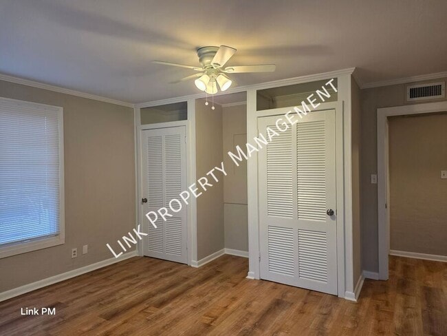 Building Photo - 3731 Knollwood Dr