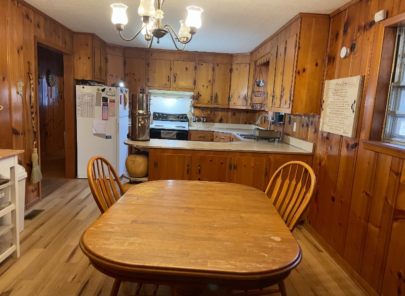 Building Photo - 525 Short Creek Rd