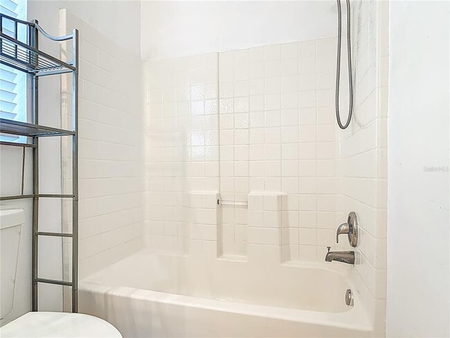 Building Photo - 1254 Briarwood Ave