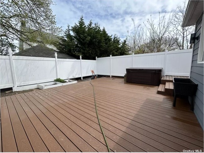 Building Photo - 3-28 B 147 St