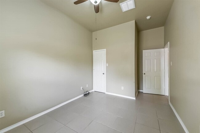 Building Photo - 15838 Mossy Shores Ct