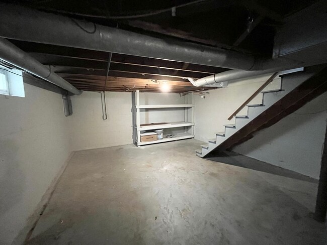 Building Photo - Charming 2 bedroom in Dunbar