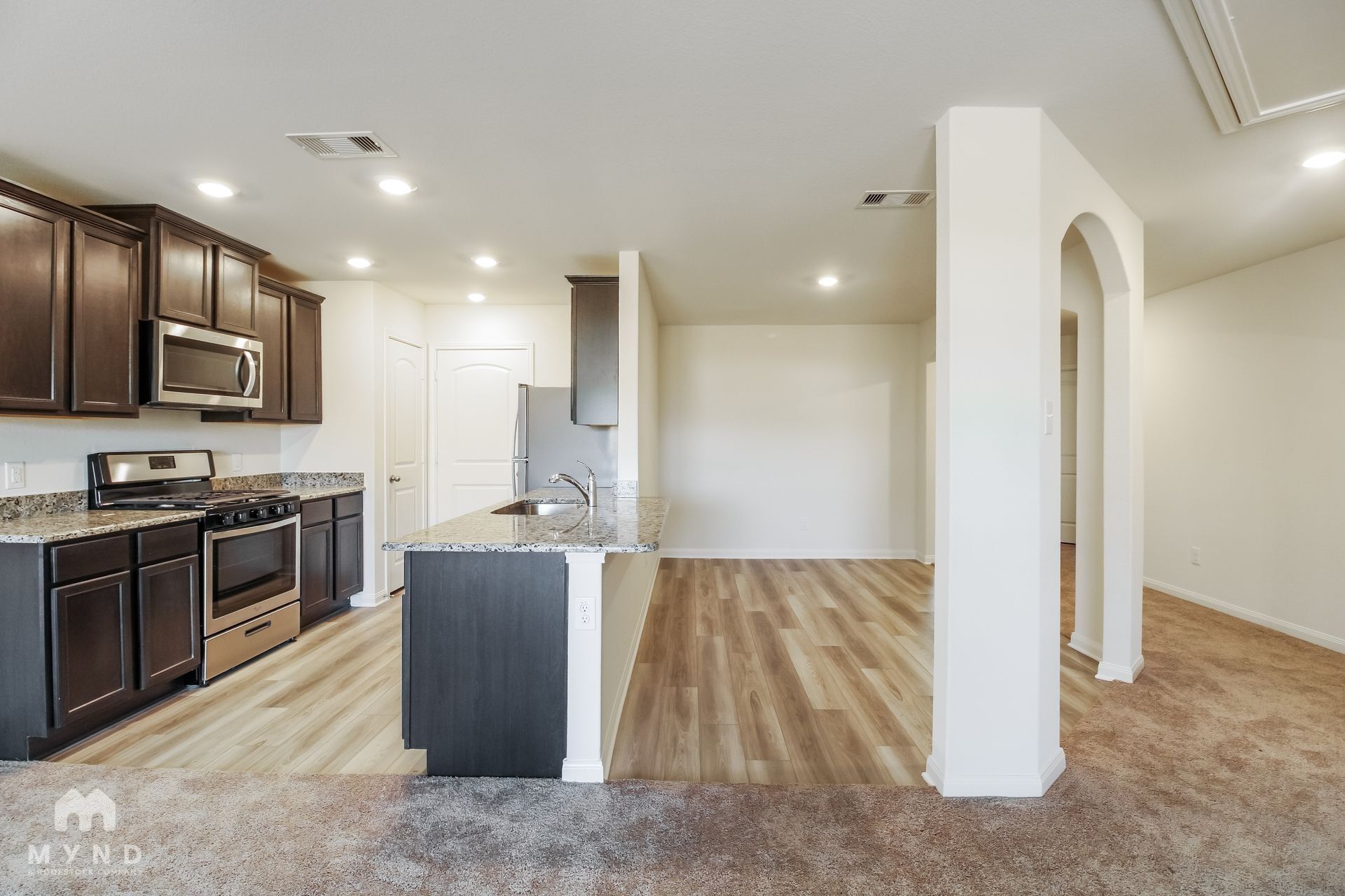 Building Photo - 26848 Steinbeck Dr