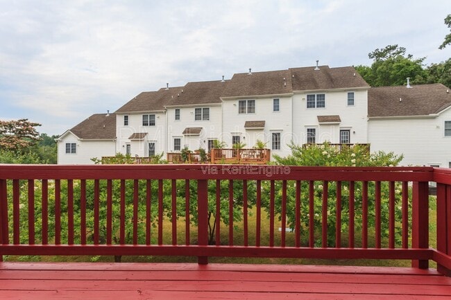 Building Photo - 6909 Stratford Townes Way