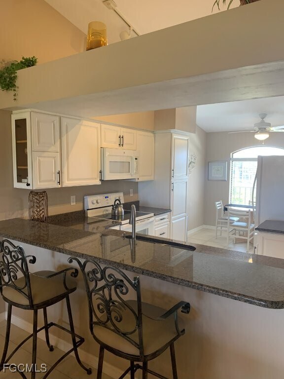 Building Photo - 12191 Kelly Sands Way