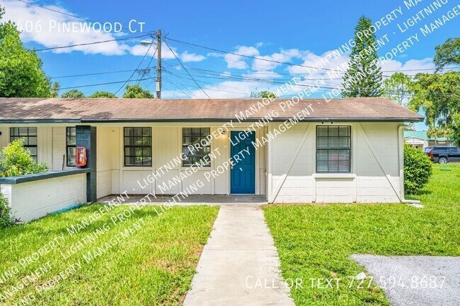 Building Photo - 406 Pinewood Ct