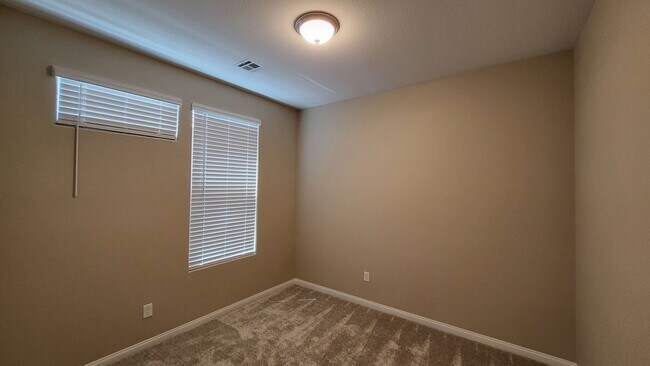 Building Photo - Richmond American Designer Home