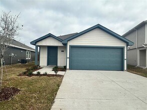 Building Photo - 1113 Northfield Dr