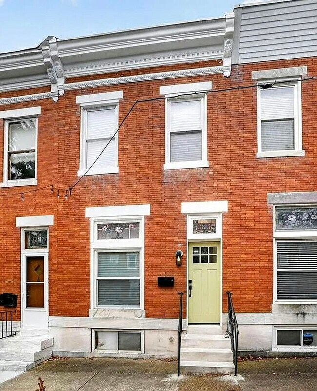 Building Photo - 3815 Foster Ave
