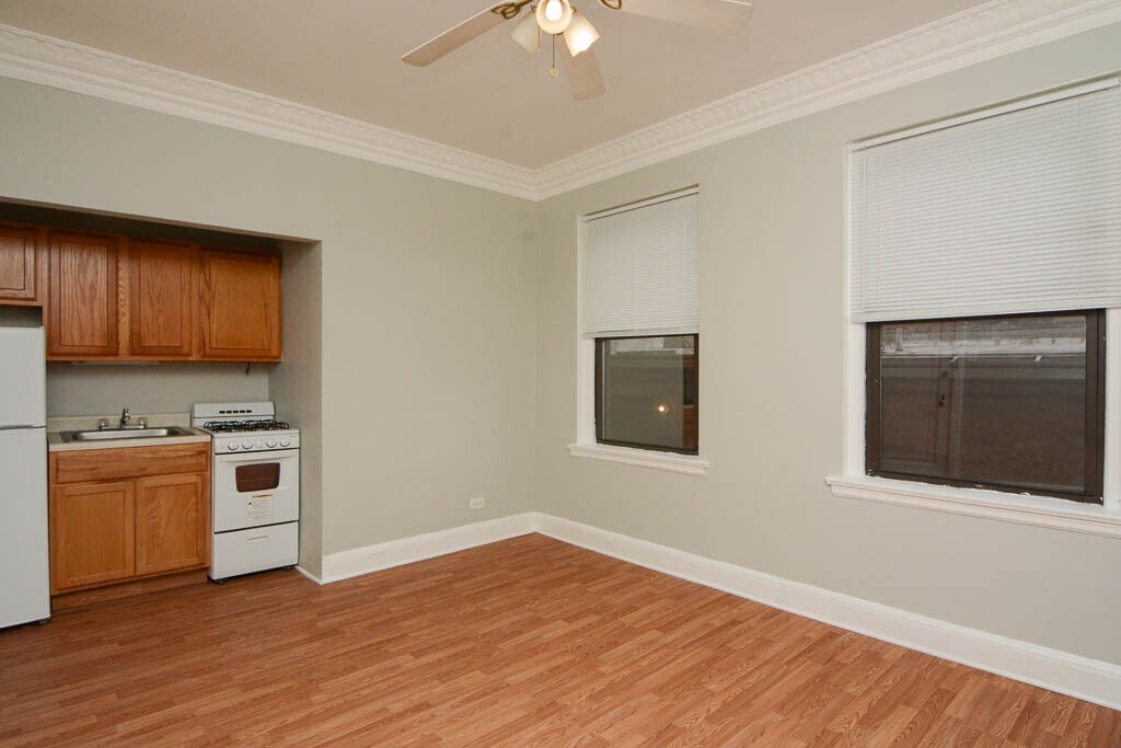 Building Photo - 3824 N Fremont St