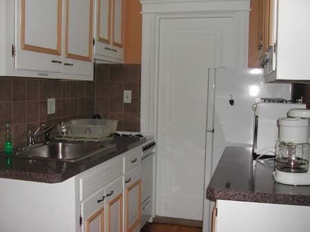 Building Photo - 118 Riverway