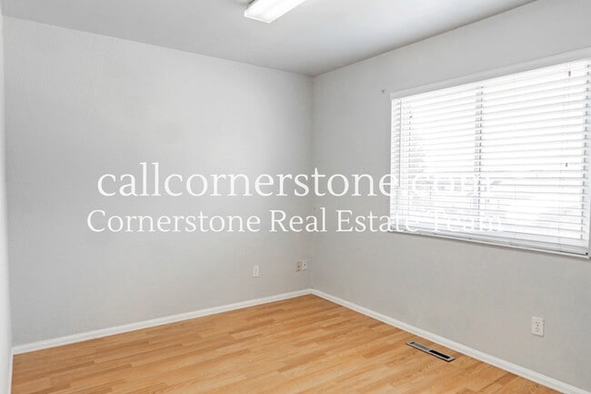 Building Photo - 4919 Sonata Dr