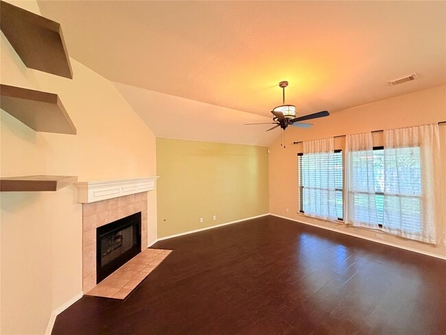 Building Photo - 4415 Hunters Lodge Dr
