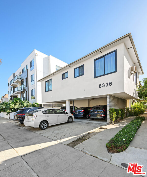 Building Photo - 8336 Blackburn Ave