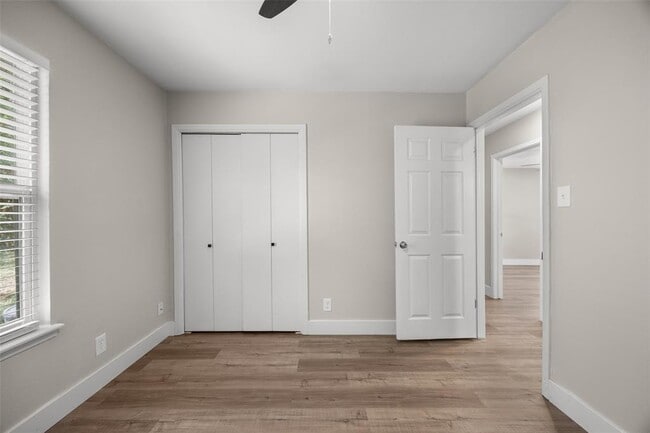 Building Photo - 5206 Emerald Forest Dr