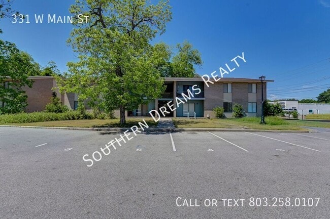 Building Photo - 331 W Main St