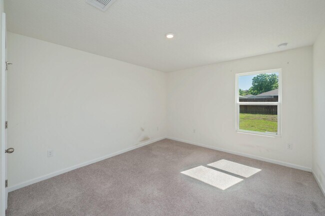 Building Photo - 4378 Jitterbug St