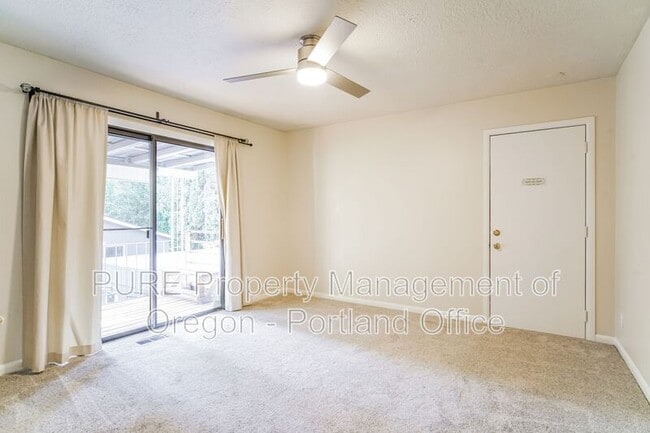 Building Photo - 3520 SW Coronado St