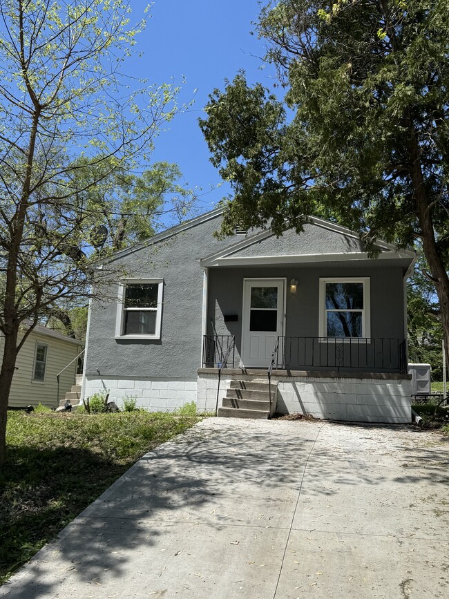 Primary Photo - 4022 N 42nd St