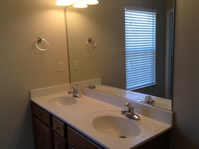 Building Photo - 1841 Freedom Trl