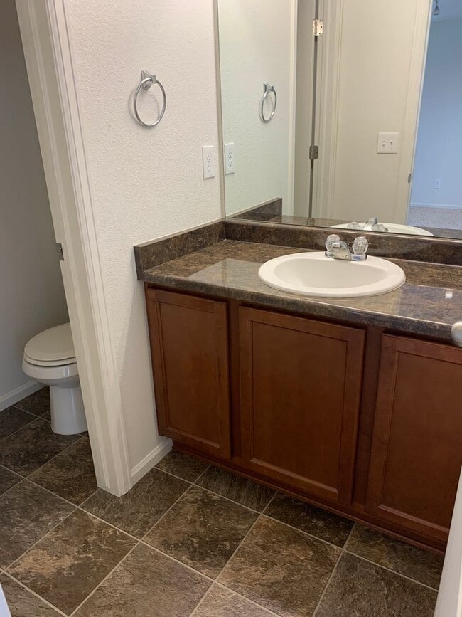 Building Photo - 3807 Cedarwood Ln