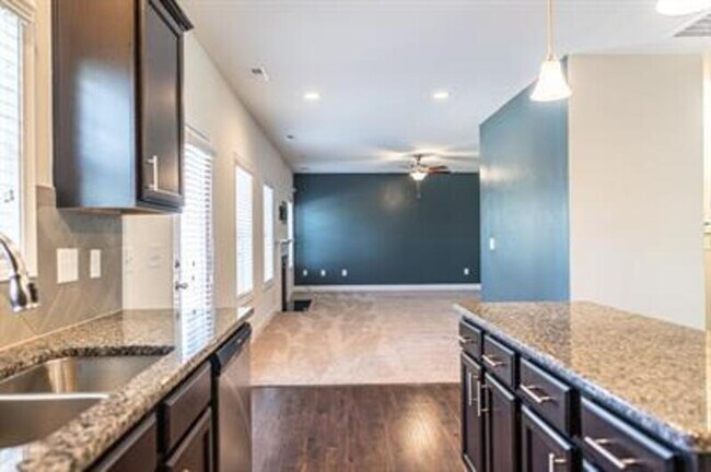 Building Photo - 655 N Prince Henry Way
