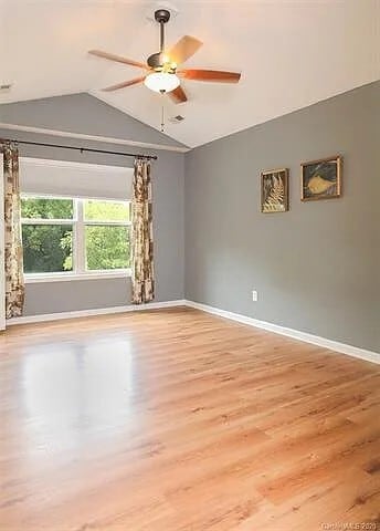 Building Photo - 1 Dogwood Ln