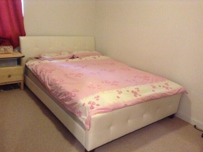 Building Photo - 2224 W Madison St