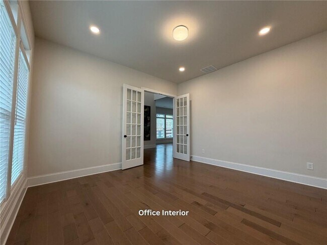 Building Photo - 3770 Andover St