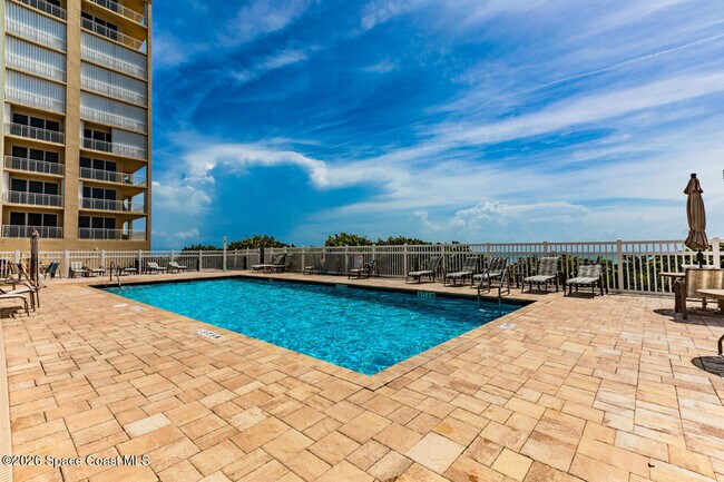 Building Photo - 1025 Jimmy Buffett Mem Hwy