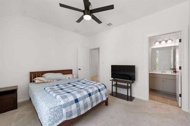 Building Photo - 7624 Alouette Dr
