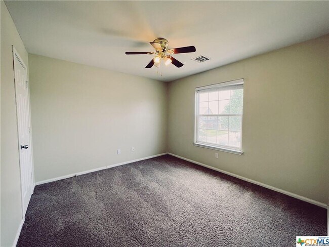 Building Photo - 7720 Honeysuckle