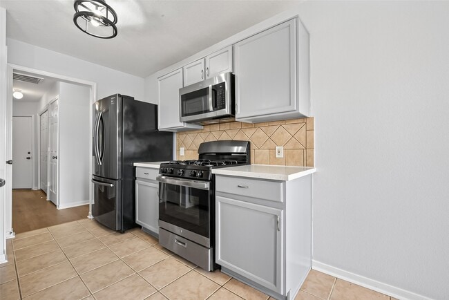 Building Photo - 510 Cypresswood Trce