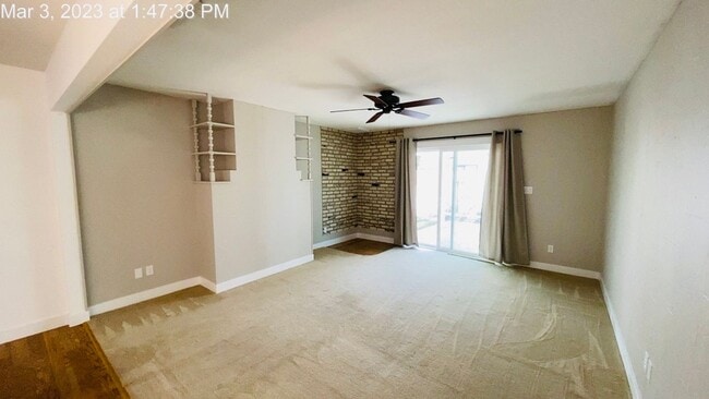 Building Photo - 2329 Moraine Cir