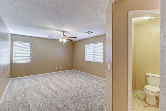 Building Photo - 6932 S Morning Dew Ln