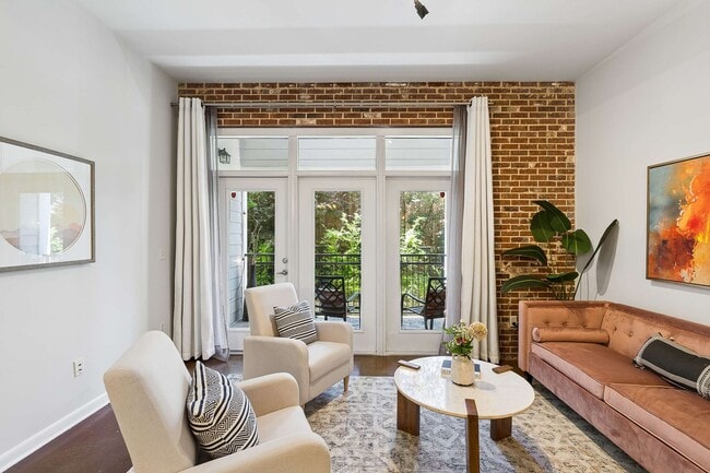 Building Photo - Stylish 1/1 Condo in Inman Park, Right on the ATLBeltLine!