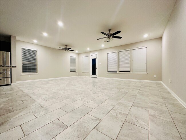 Building Photo - 22514 Williams Oak Ln