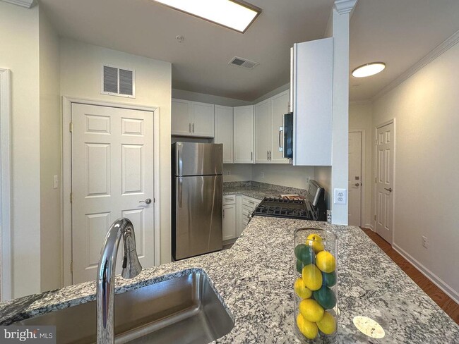 Building Photo - 4210 Mozart Brigade Ln