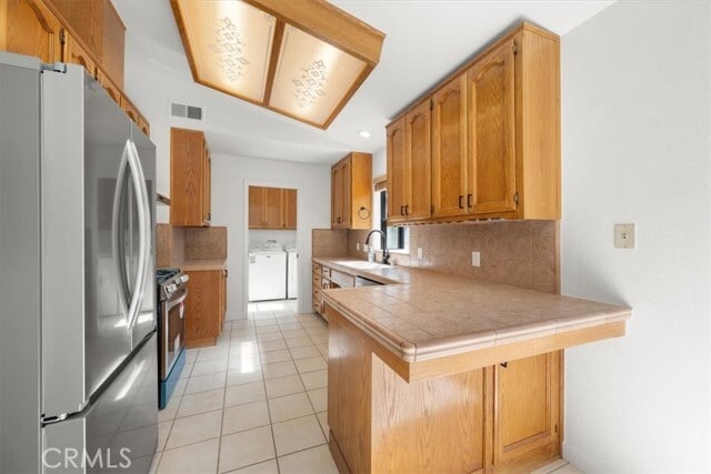 Building Photo - 836 Casals Dr