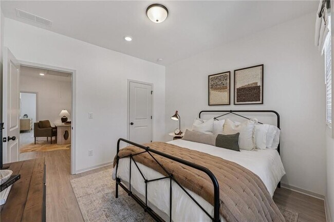 Building Photo - 180 Hensley Pk Ln