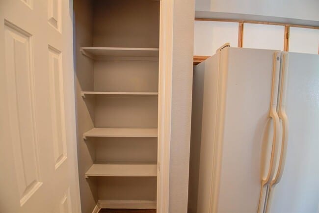 Building Photo - 2320 Gracy Farms Ln