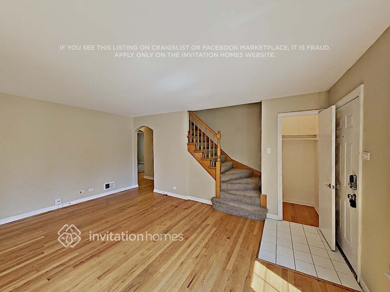 Building Photo - 2254 14th Ave