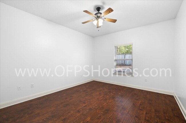 Building Photo - Home for Rent in South Crestview